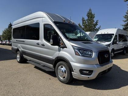 2025 Ford Transit Passenger Wagon T350HD EL - HIGH ROOF - AWD *1 in Cars & Trucks in Edmonton