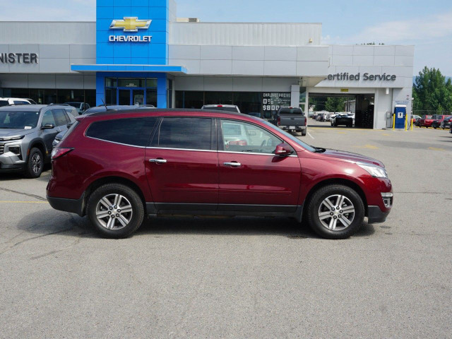 2017 Chevrolet Traverse in Cars & Trucks in Penticton - Image 4