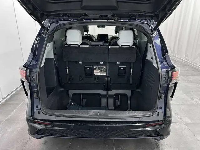 2021 Toyota Sienna AWD XSE TECHNOLOGIE - TOIT OUVRANT - INT. CUI in Cars & Trucks in Québec City - Image 8