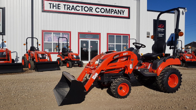 Kioti CS2210  HST Sub-Compact Tractor. in Farming Equipment in Saskatoon
