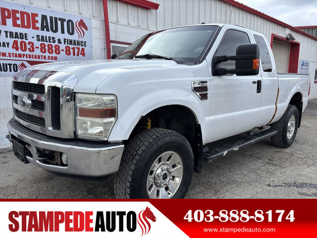 2008 Ford Super Duty F-350 SRW XLT | 6.4L DIESEL | 4X4 | SUPERCA in Cars & Trucks in Calgary