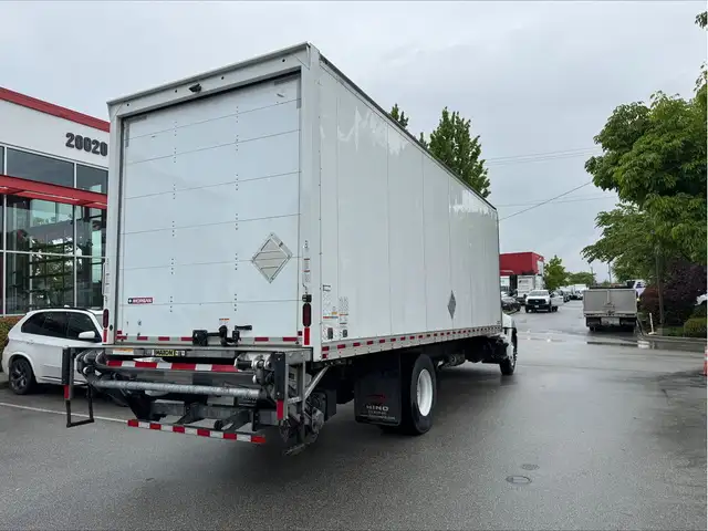 2023 Hino L7 in Heavy Trucks in Delta/Surrey/Langley - Image 5