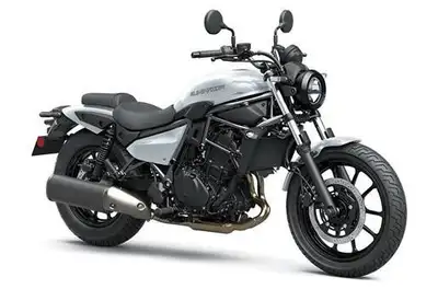 Price does not include dealer fees or taxes Sale price include rebate expiring January 31 2025 Engin...