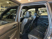 **SPRING SPECIAL!** 80TH ANNIVERSARY EDITION, FEATURING : V6 POWERED, 4X4, PANORAMIC ROOF, SELECTERR... (image 8)