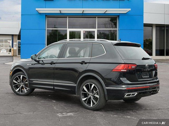 2024 Volkswagen Tiguan Highline R-Line | Panoramic Sunroof in Cars & Trucks in Windsor Region - Image 4