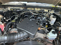 BLACK ON GREY CLOTH, 4.0L ENGINE, 5 SPEED MANUAL TRANSMISSION, NEW BATTERY, NEW BRAKES, DRIVES GREAT... (image 8)
