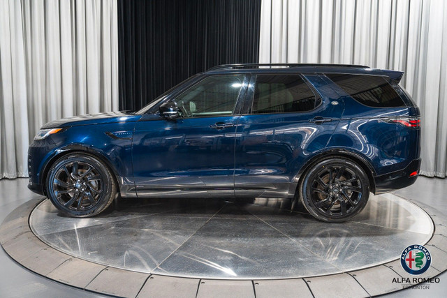 2021 Land Rover Discovery P300 R-Dynamic S in Cars & Trucks in Edmonton - Image 2