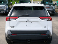 2020 Toyota RAV4 LE AWD Reliable, Capable & Ready for Adventure Discover the perfect blend of effici... (image 2)