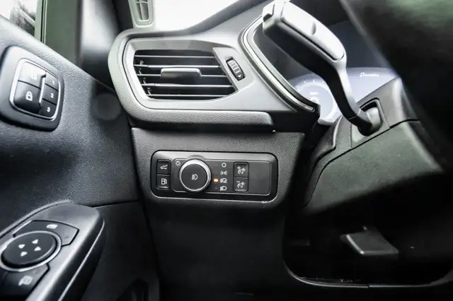 2021 Ford Escape Titanium Hybrid AWD • NAVIGATION • PREM. AUDIO in Cars & Trucks in Kingston - Image 13
