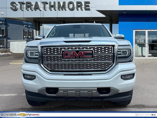 2016 GMC Sierra 1500 in Cars & Trucks in Calgary - Image 2