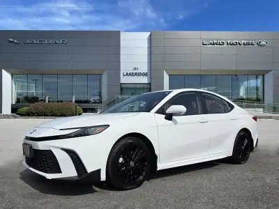Black Artificial Leather, 18" Alloy Wheels, 6 Speakers, ABS brakes, Air Conditioning, Alloy wheels,...