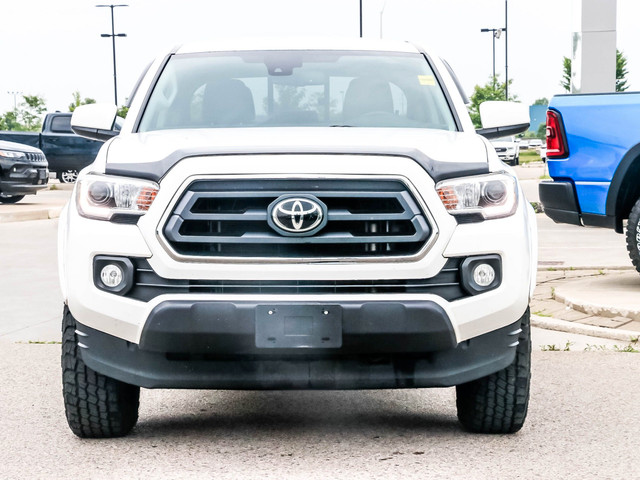 2022 Toyota Tacoma 4WD | Lane assist | Adaptive Cruise Cont... in Cars & Trucks in London - Image 2