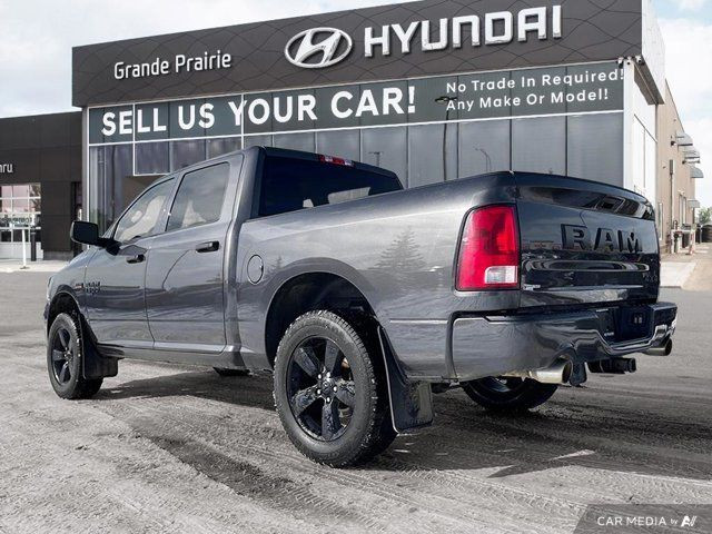 2020 Ram 1500 Classic Express | 4WD | Bench Front Seat in Cars & Trucks in Grande Prairie - Image 4