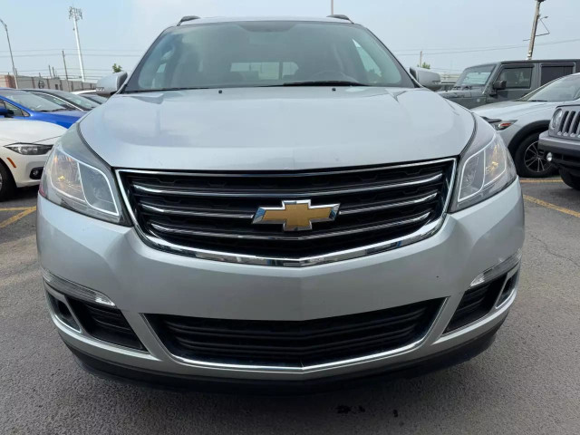 2017 CHEVROLET Traverse LT in Cars & Trucks in Laval / North Shore - Image 3