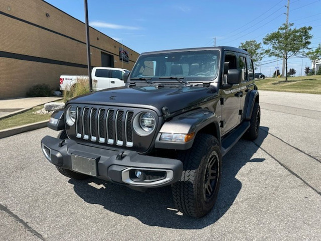 2019 Jeep WRANGLER UNLIMITED Sahara 4x4 3.6 Auto Sky Roof Adapti in Cars & Trucks in Mississauga / Peel Region - Image 3
