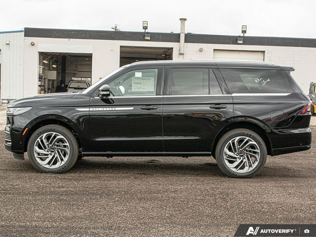 2025 Lincoln Navigator Reserve in Cars & Trucks in Edmonton - Image 3
