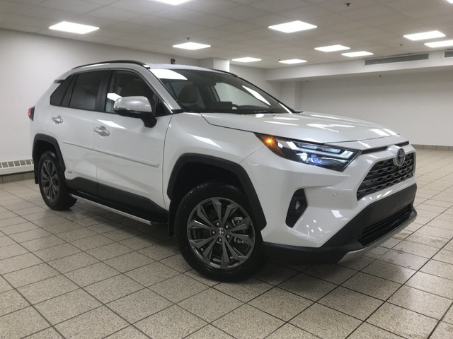 2024 Toyota RAV4 Hybrid Limited in Cars & Trucks in Calgary