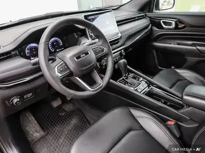 2024 Jeep Compass Altitude | Heated Seats | Rain Sensing Wipers, View more