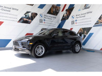 2020 Porsche Macan AWD 7-Speed Porsche Doppelkupplung (PDK) 2.0L I4 Turbocharged EXTERIOR - JET BLAC... (image 4)