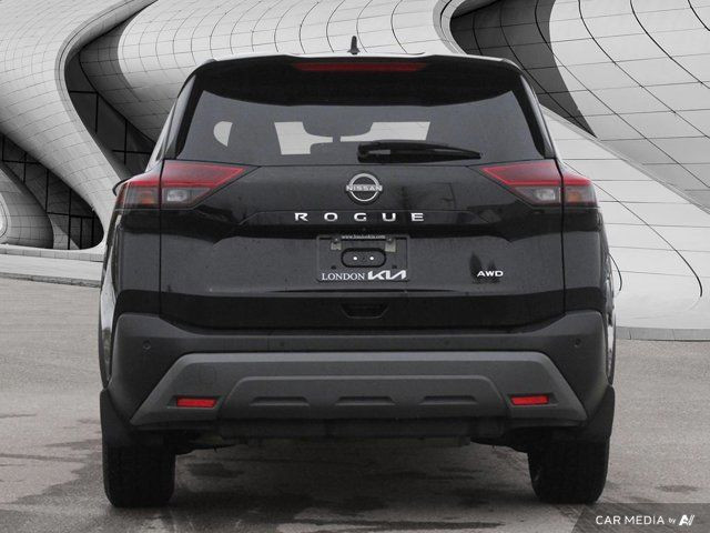 2023 Nissan Rogue in Cars & Trucks in London - Image 4