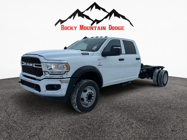 2024 RAM 5500 CREW CAB DIESEL CAB CHASSIS TRADESMAN in Cars & Trucks in Red Deer