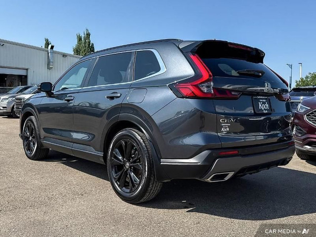 2023 Honda CR-V Hybrid Touring in Cars & Trucks in Edmonton - Image 4