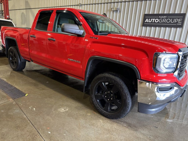 2017 GMC Sierra 1500 Double Cab 4X4 Auto AC Cam in Cars & Trucks in Gatineau - Image 4