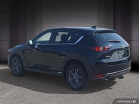 Le Mazda CX-5 GS FWD 2021 combine élégance, confort et performance dans un format parfaitement adapt... (image 4)