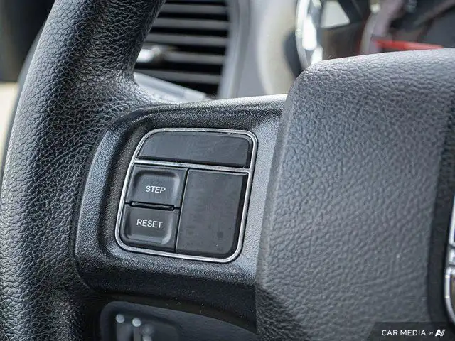 2019 Dodge Grand Caravan SE CVP Stow N Go Rear Camera in Cars & Trucks in St. Albert - Image 19