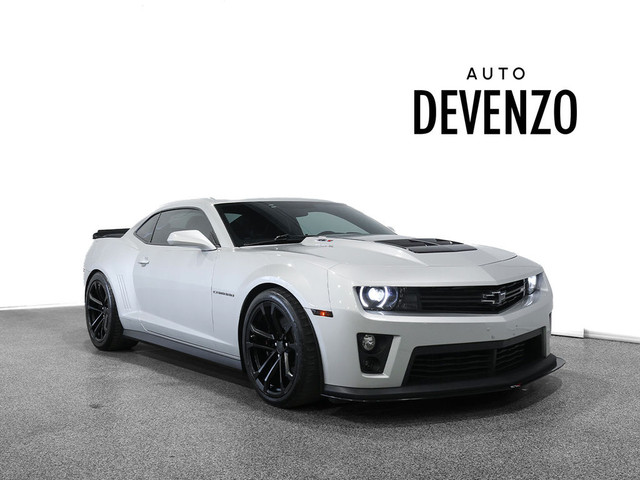 2015 Chevrolet Camaro Coupe ZL1 Full Exhaust Line / Recaro Seats in Cars & Trucks in Laval / North Shore - Image 2
