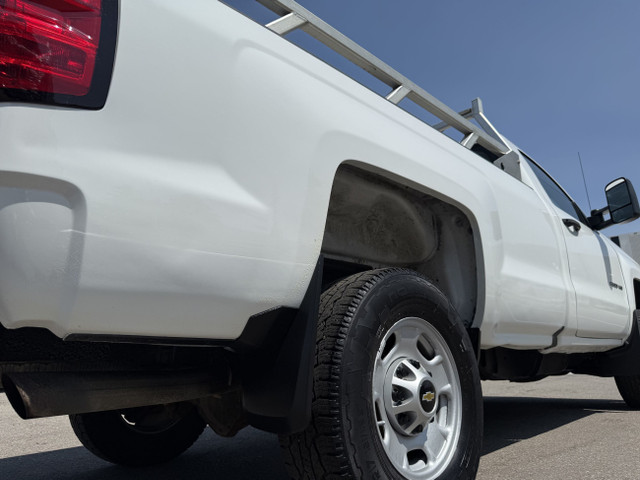 2016 Chevrolet SILVERADO HD Work Truck in Cars & Trucks in Oakville / Halton Region - Image 2