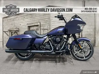 The benchmark for dynamic bagger performance and long-distance rider comfort evolved. The 2025 Road...