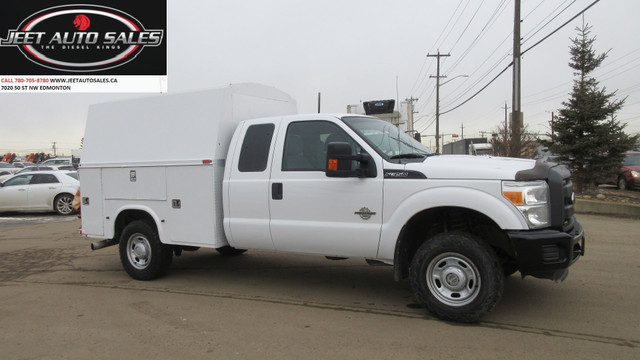 2013 Ford F-350 XL EXTENDED CAB SERVICE CANOPY TRUCK in Cars & Trucks in Edmonton - Image 4