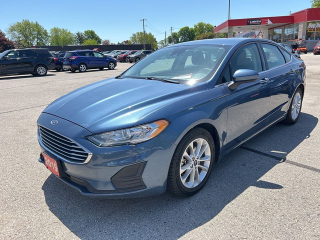  2019 Ford Fusion SE, CLEAN CARFAX, HEATED CLOTH, POWER SEATS in Cars & Trucks in London - Image 2