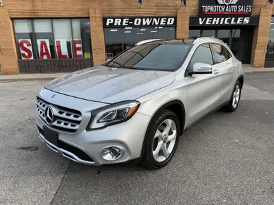 CLEAN CARFAX Panoramic Sunroof Premium package Alloy Wheels NAVIGATION Leather Keyless Entry Heated...