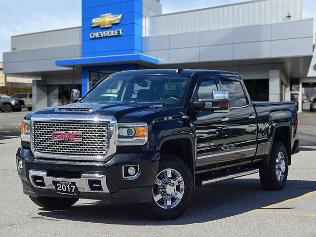 2017 GMC Sierra 3500HD in Cars & Trucks in Penticton
