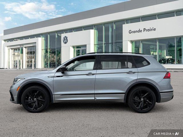2024 Volkswagen Tiguan Comfortline R-Line Black Edition in Cars & Trucks in Grande Prairie - Image 2