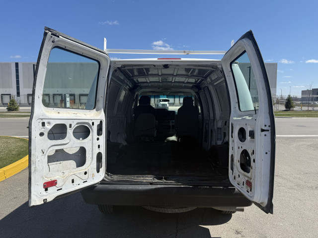 2014 Ford Econoline Cargo Van Ford E-250 CL - CARGO in Cars & Trucks in Oakville / Halton Region - Image 3