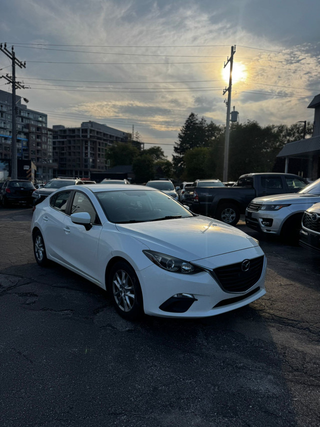 2014 Mazda Mazda3 GS-SKY | CLEAN TITLE | SAFETY | LOW KM | in Cars & Trucks in City of Toronto - Image 3