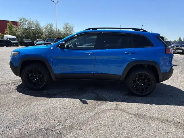 2022 Jeep Cherokee TRAILHAWK**3.2L**V6**4X4**8.4 in Cars & Trucks in Mississauga / Peel Region - Image 9