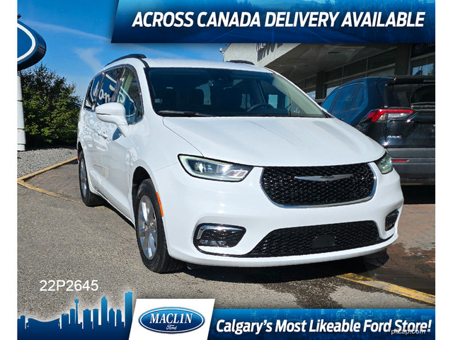 2022 Chrysler Pacifica TOURING L AWD | DUAL POWER DOORS | HEATED in Cars & Trucks in Calgary