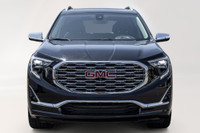 GMC Terrain Denali * AWD * Sièges en cuir * Toit ouvrant * Apple Carplay * Très propre * Certifié GM... (image 1)