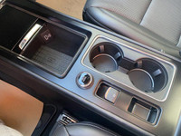 The 2025 Lincoln Corsair Reserve, available at Waterloo Ford Lincoln Sales Ltd., embodies the pinnac... (image 9)
