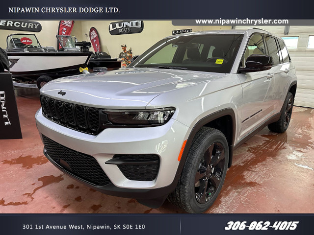 2024 Jeep Grand Cherokee Laredo in Cars & Trucks in Nipawin - Image 2