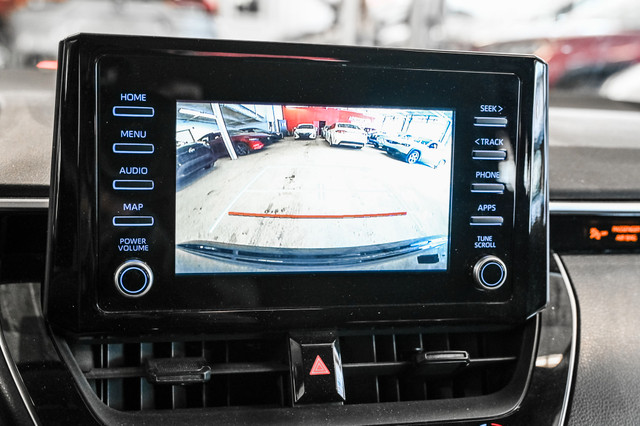 2022 Toyota Corolla LE | Bluetooth | Caméra | Carplay | Android  in Cars & Trucks in City of Montréal - Image 4