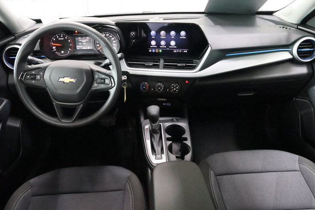 2024 Chevrolet Trax LS FWD in Cars & Trucks in City of Montréal - Image 3