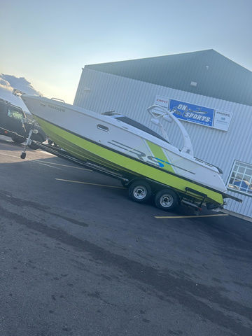 2016 Four Winns H260 RS in Powerboats & Motorboats in Moncton - Image 4