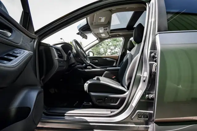 2022 Nissan Rogue SV • MOONROOF • 360 CAM • HEATED SEATS/STEERIN in Cars & Trucks in Kingston - Image 29