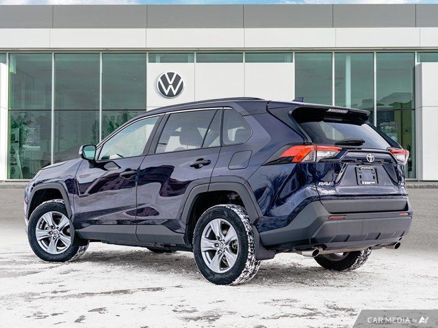 2022 Toyota RAV4 XLE | One Owner | Heated Steering Wheel in Cars & Trucks in Grande Prairie - Image 3