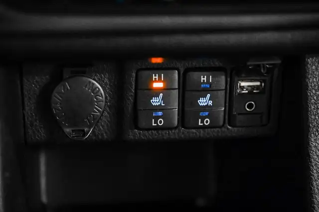 2017 Toyota Corolla LE | Caméra de recul | Climatisation | Bluet in Cars & Trucks in City of Montréal - Image 24